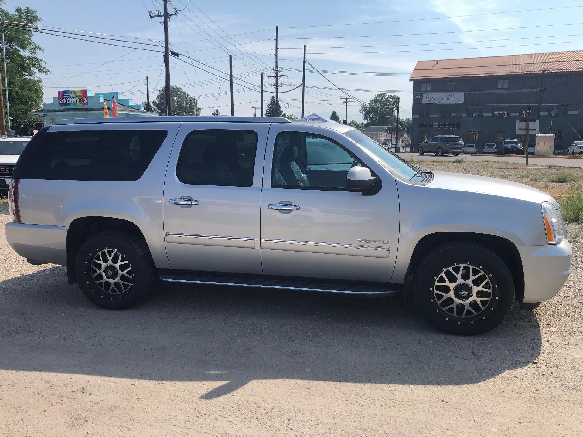 gmc yukon xl 2012 1GKS2MEF4CR232399 image gmc yukon xl 2012 1GKS2MEF4CR232399 image